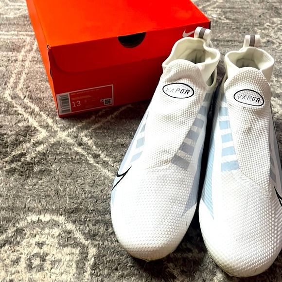 Nike Vapor Edge Pro 360 cleats - Picture 1 of 2